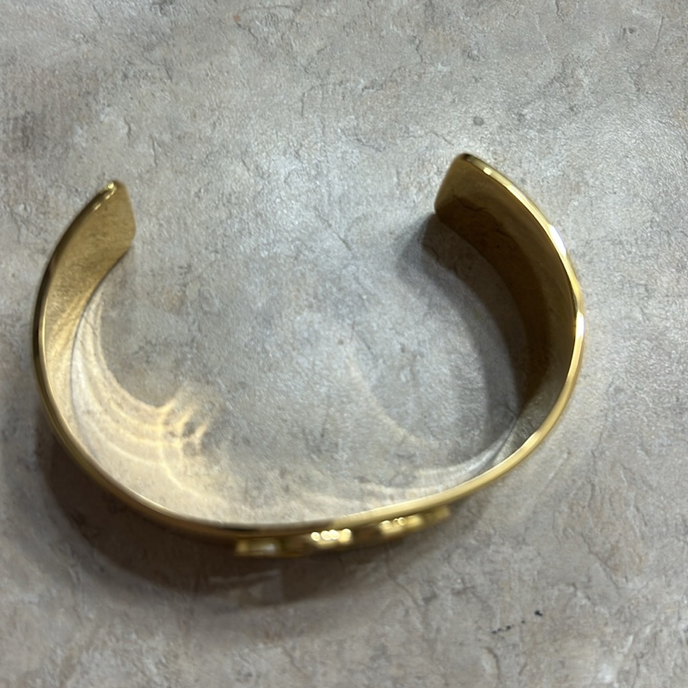 New bracelet - Picture 3 of 3